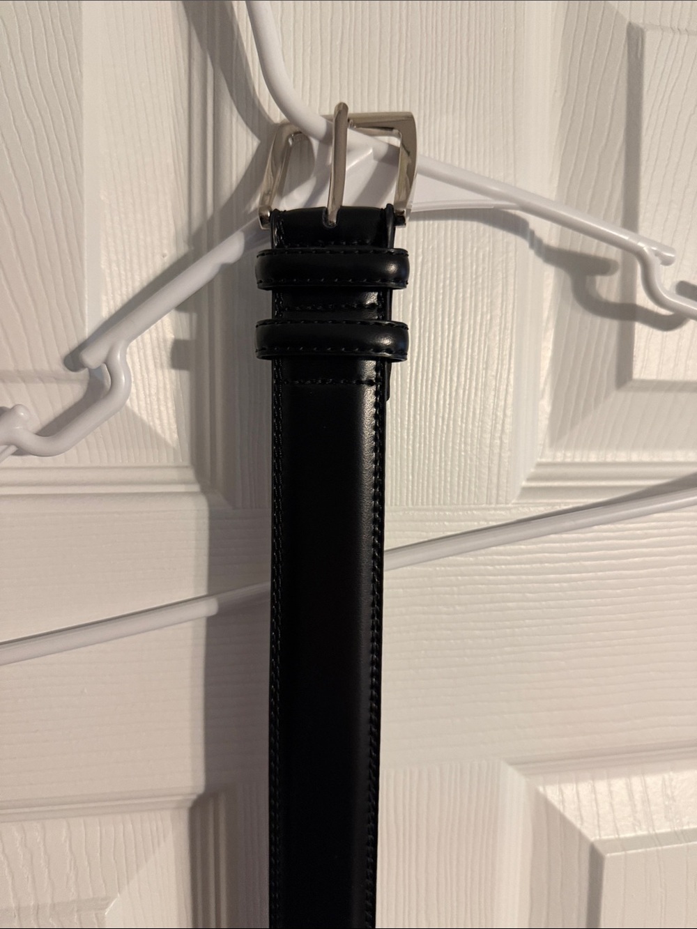 Classic Black Leather Men’s Belt - Unbranded